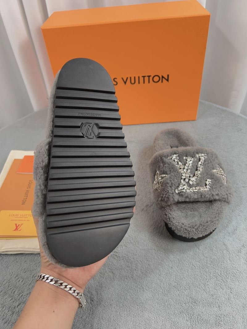 Louis Vuitton Slippers